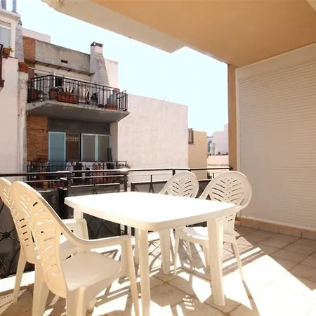 Apartment Charming 3 Bedroom In Sitges